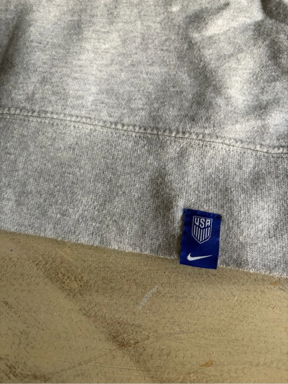 Mens Nike Embroidered USA States Sweater Gray Size XS, free shipping